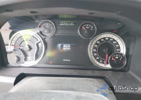 2017 Ram 1500 Big Horn 4X4 6'4 Box from USA, damaged, VIN 1C6RR7GT8HS644942